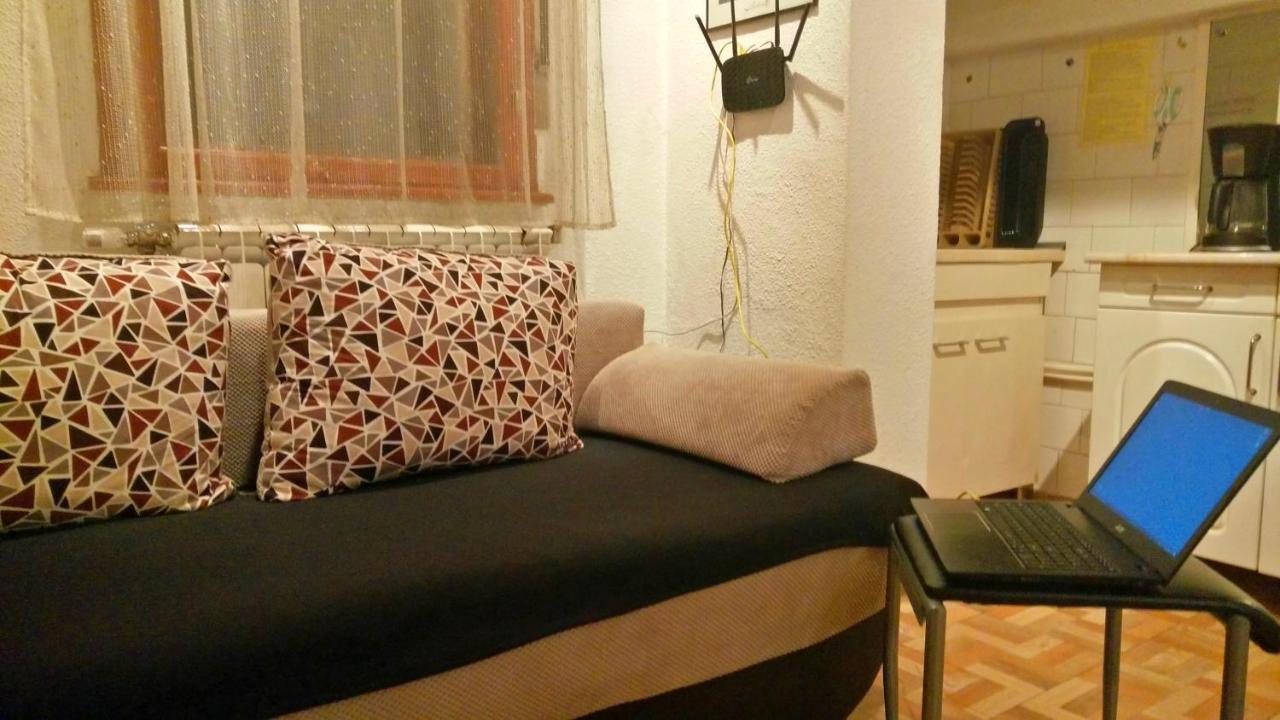 Rompromo Plus Accommodation Bucureşti Ngoại thất bức ảnh