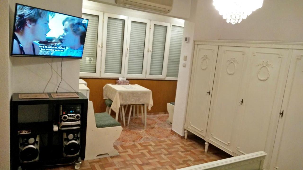 Rompromo Plus Accommodation Bucureşti Ngoại thất bức ảnh