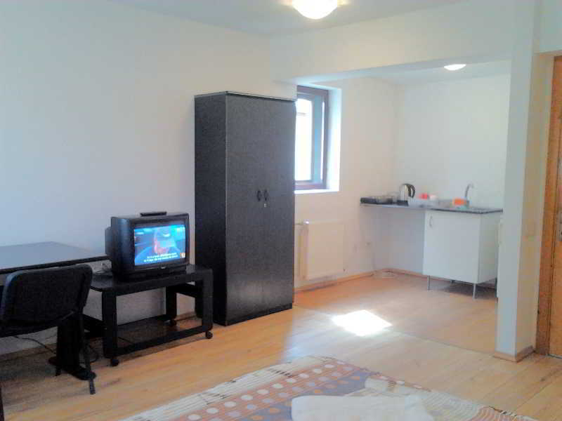 Rompromo Plus Accommodation Bucureşti Ngoại thất bức ảnh