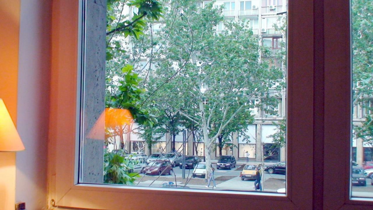 Rompromo Plus Accommodation Bucureşti Ngoại thất bức ảnh